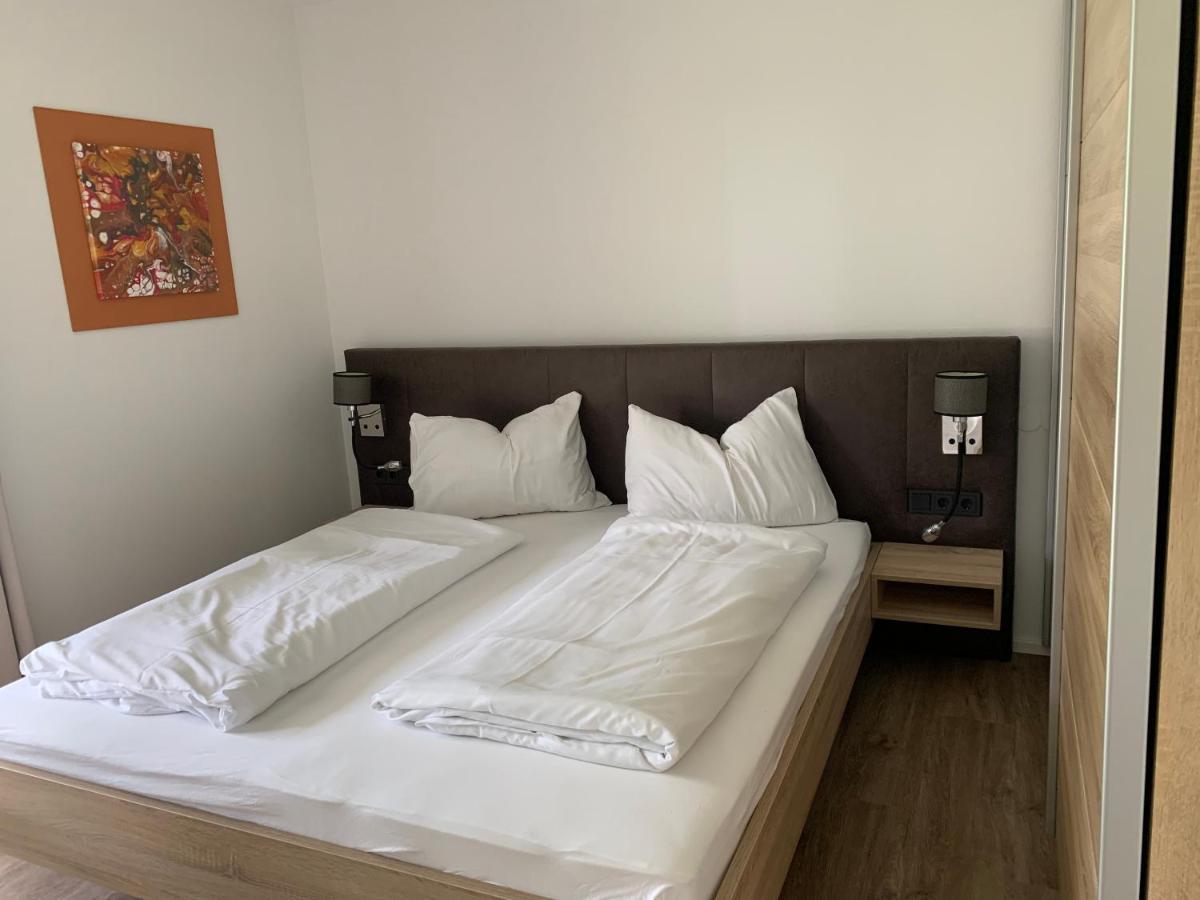 Ferienwohnung Siri Zentrum Mit Garten ซังคท์มิคาอิลอิมลุงเกา ภายนอก รูปภาพ