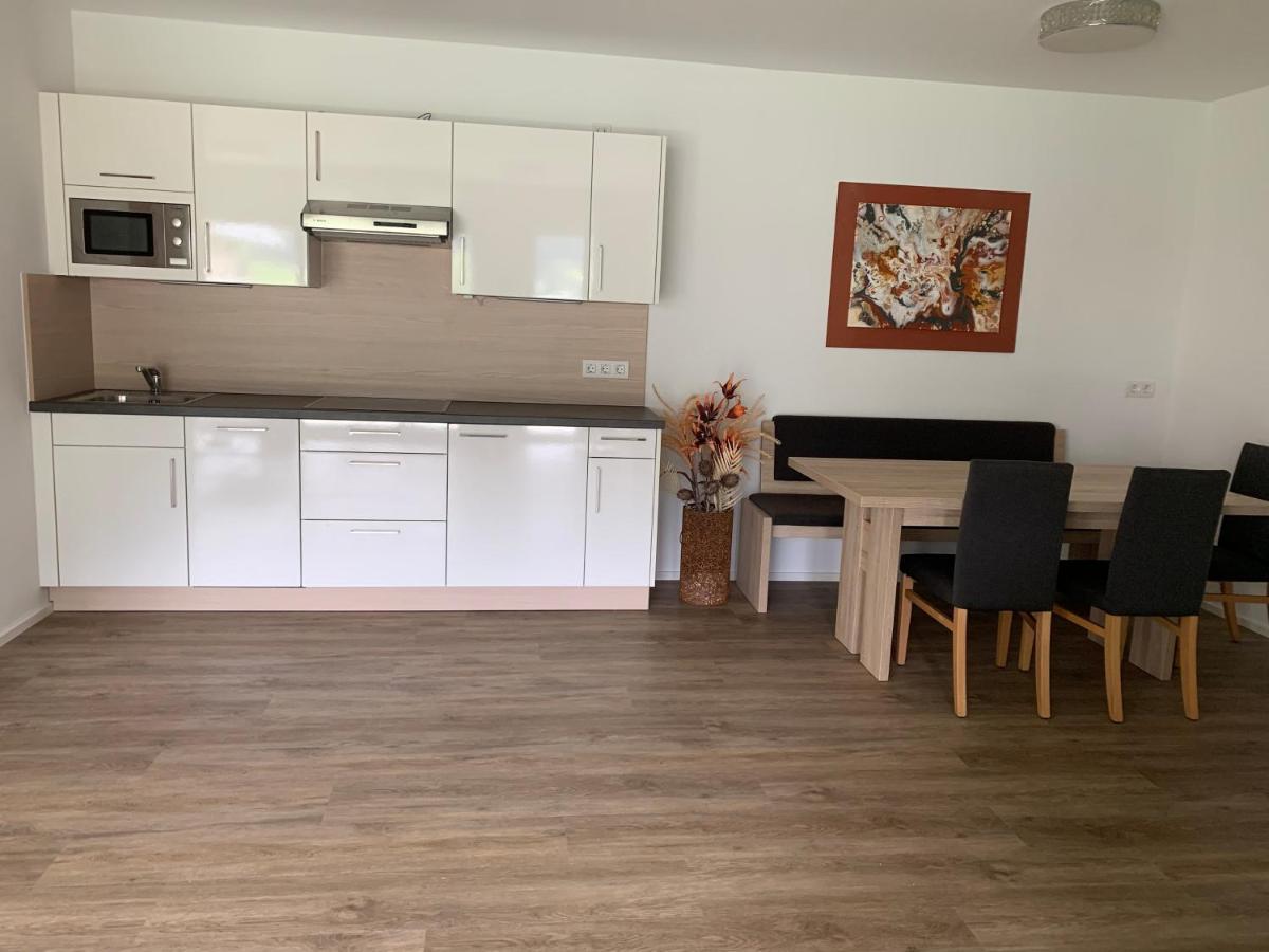 Ferienwohnung Siri Zentrum Mit Garten ซังคท์มิคาอิลอิมลุงเกา ภายนอก รูปภาพ
